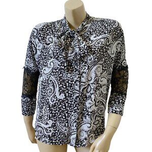 EXPRESS Womens Size XS Paisley 3/4 Sleeve Lace Trim Tie Neck Button Up Shirt